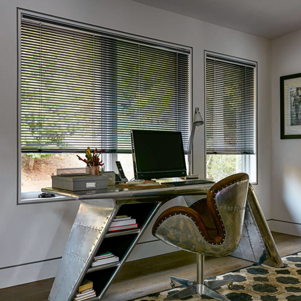 Office_AluminumBlinds